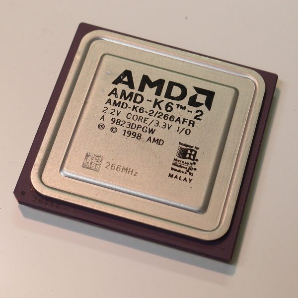 AMD K6-2 500 benchmarked against Ryzen 9 7950X by Redditor, showing a 90,985% improvement in 22 years!