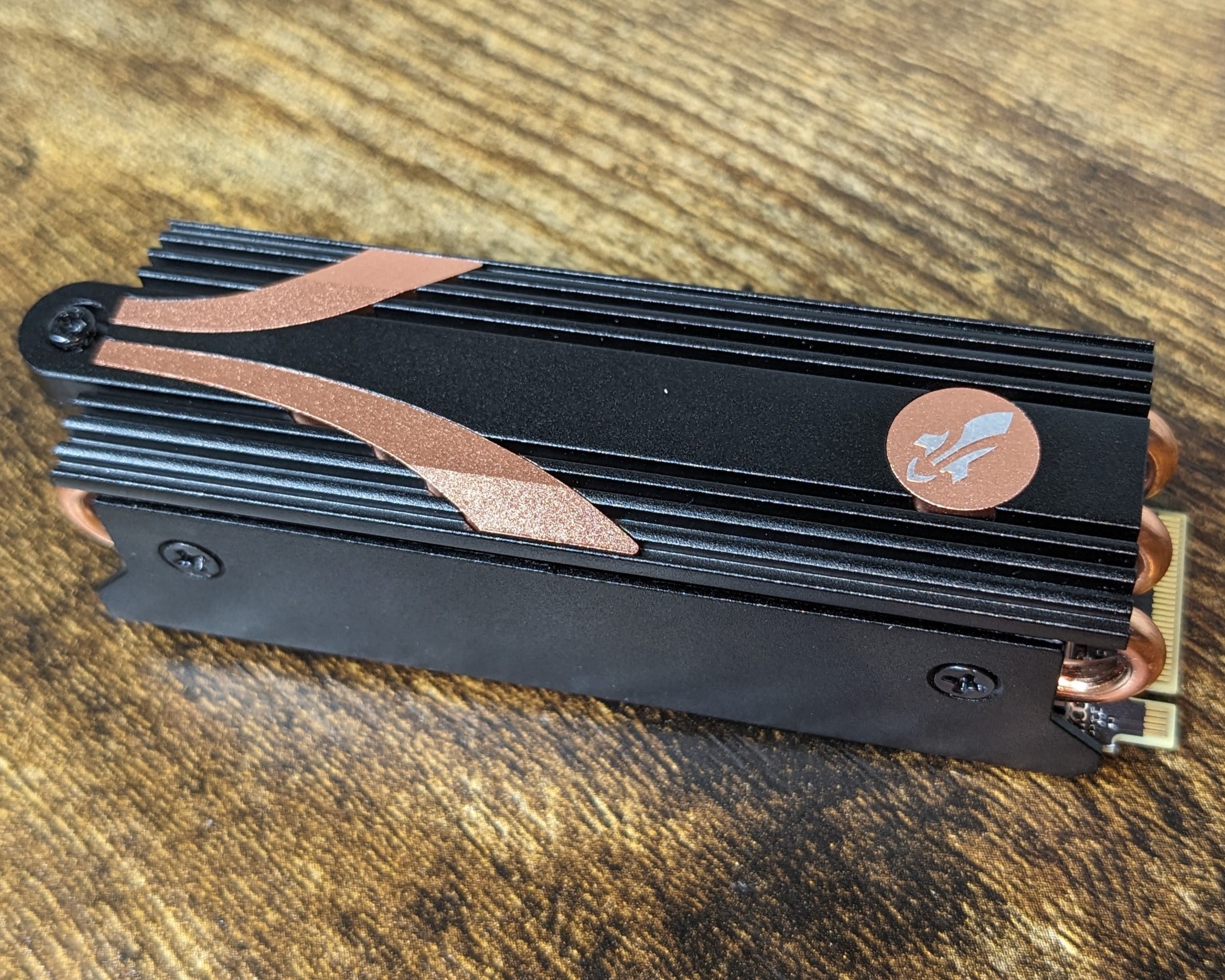 Sabrent Rocket SB-HTSP NVMe m.2 heatsink review: Slim profile, 3 heatpipes, and no compatibility issues!